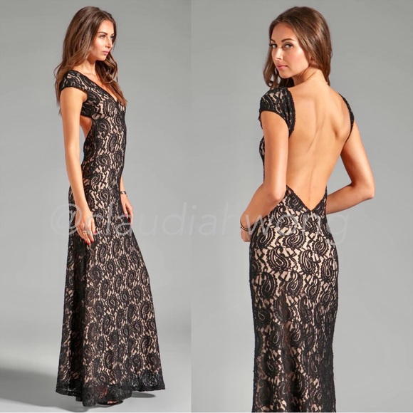 LOVERS + FRIENDS Vanity Fair Backless Gown in Black Lace - Picture 2 of 8